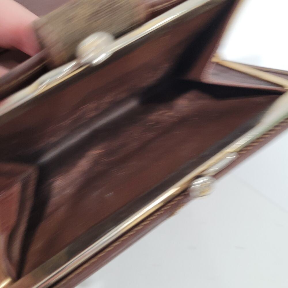 GUCCI Vintage GG Wallet Medium Bifold Brown Coin Bill Purse Kisslock Leather - Picture 9 of 15